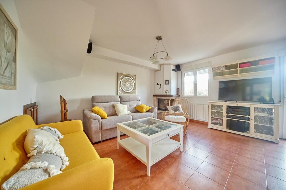 Casa Margarita, Al Lado De Laredo Holiday home *